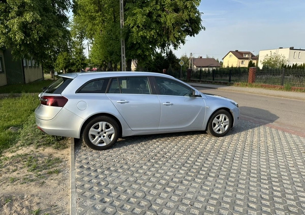 Opel Insignia cena 36900 przebieg: 284000, rok produkcji 2014 z Słupca małe 92